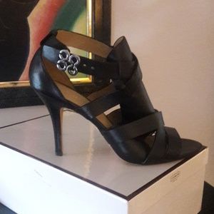 COACH STILETTOS - (hardly worn) size 10